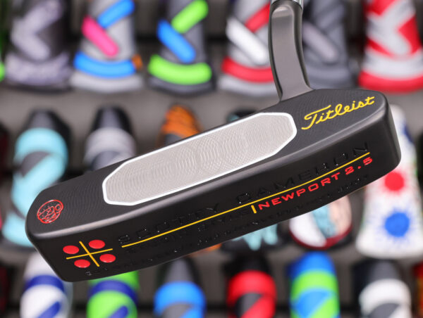 scotty cameron black custom shop newport 2.5 studio style gss insert putter golf club with johnny speed racer stamp