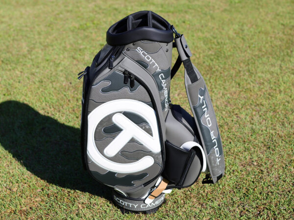 scotty cameron 2026 for tour use only gray camo collage circle t staff bag for putters and golf clubs