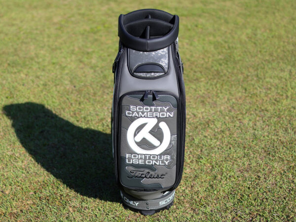 scotty cameron 2026 for tour use only gray camo collage circle t staff bag for putters and golf clubs