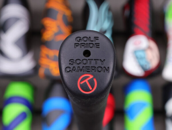 scotty cameron tour only circle t putter shaft with black out pistolini circle t putter grip