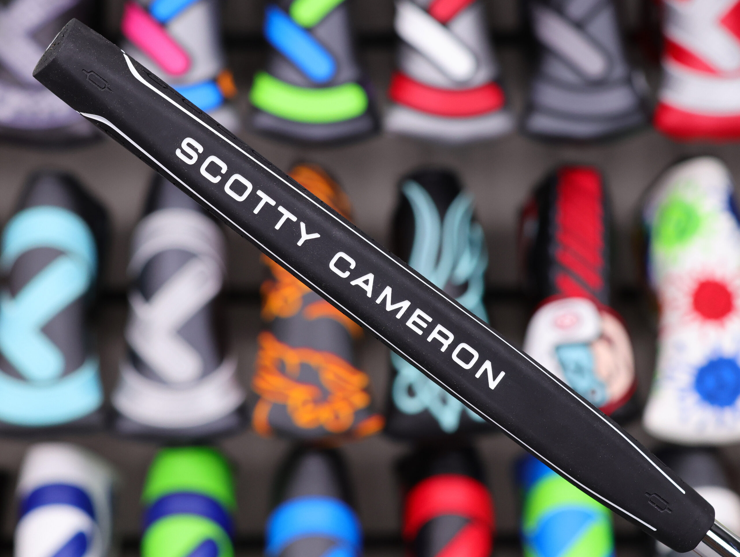 Scotty Cameron Tour Only Newport 2+ “PLUS” Studio Style Circle T 360G w/ Carbon Steel “Chain-Link” Milled Insert - Image 8