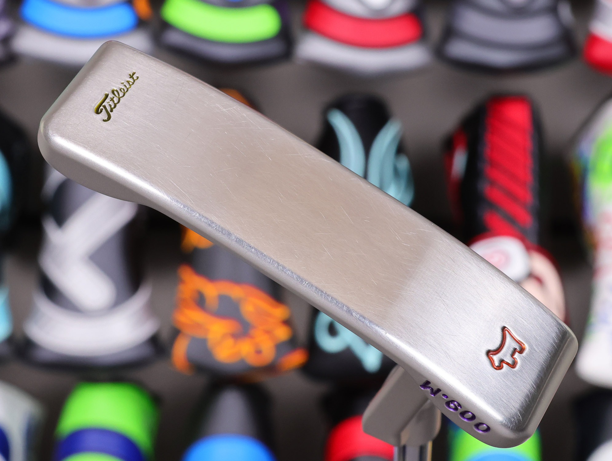 scotty cameron tour only sss masterful 009m multi color circle t 350g putter with flange line and scotty dog stamp golf club