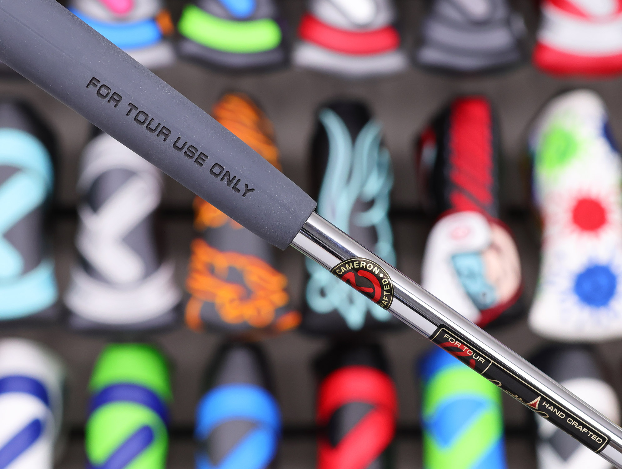 Scotty Cameron Tour Only SSS “Naked” Newport Studio Style Circle T 360G w/ Carbon Steel “Chain-Link” Milled Insert - Image 8