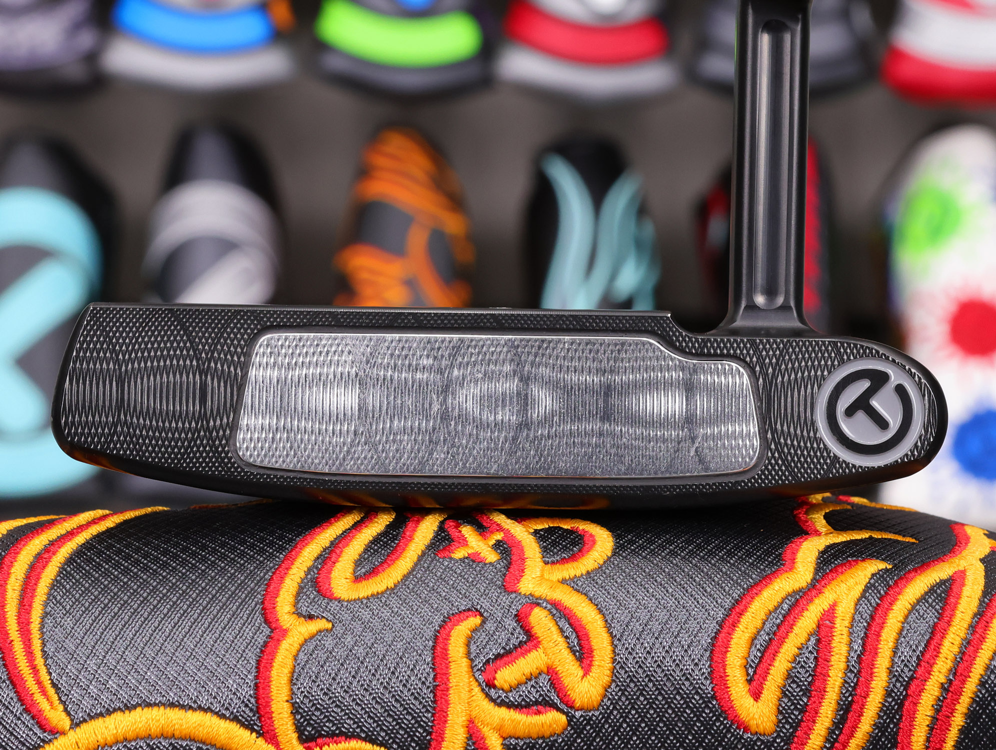 scotty cameron tour only black gss insert masterful super rat circle t 370g putter with sight dot and sight line golf club