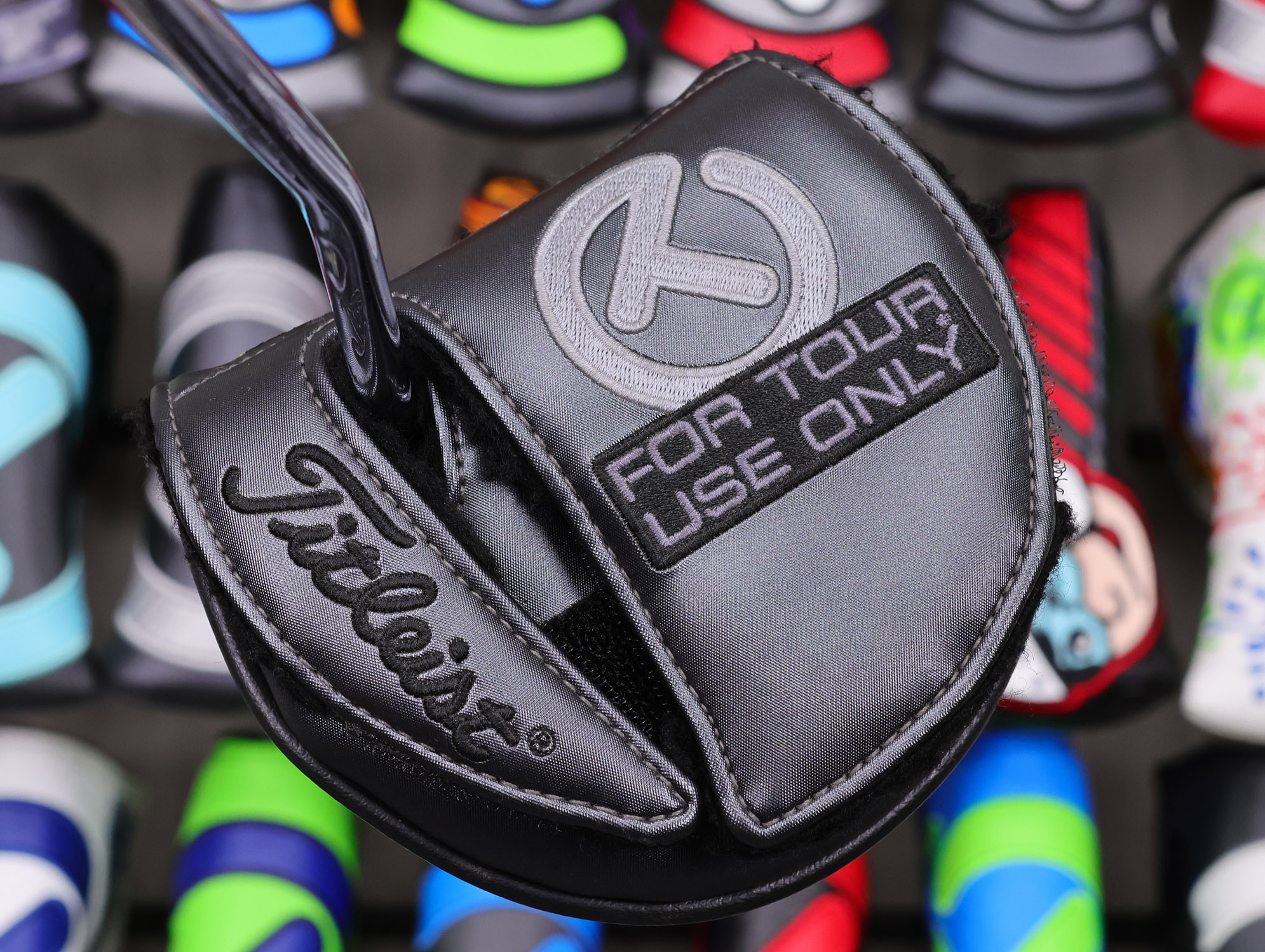 Scotty Cameron Tour Only Black SSS Phantom X T5 Circle T 350G w/ Top Line - Image 9