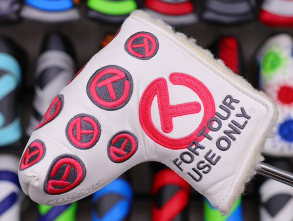 scotty cameron tour only white and pink dancing circle t patches mid mallet headcover