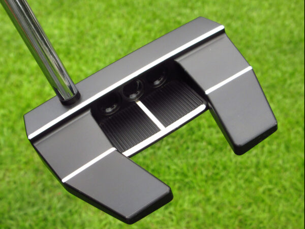 scotty cameron tour only black sss futura x5 circle t putter with black shaft and deluxe ct weights golf club