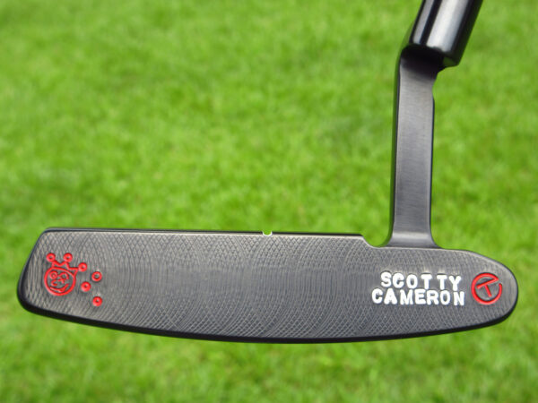 scotty cameron tour only brushed black carbon newport handstamped circle t putter with jackpot johnny stamp and top line golf club