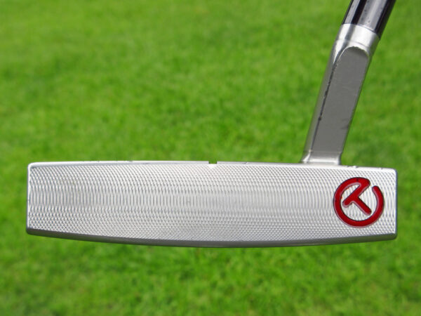 scotty cameron tour only sss phantom x t9.5 circle t putter with black shaft and top line golf club