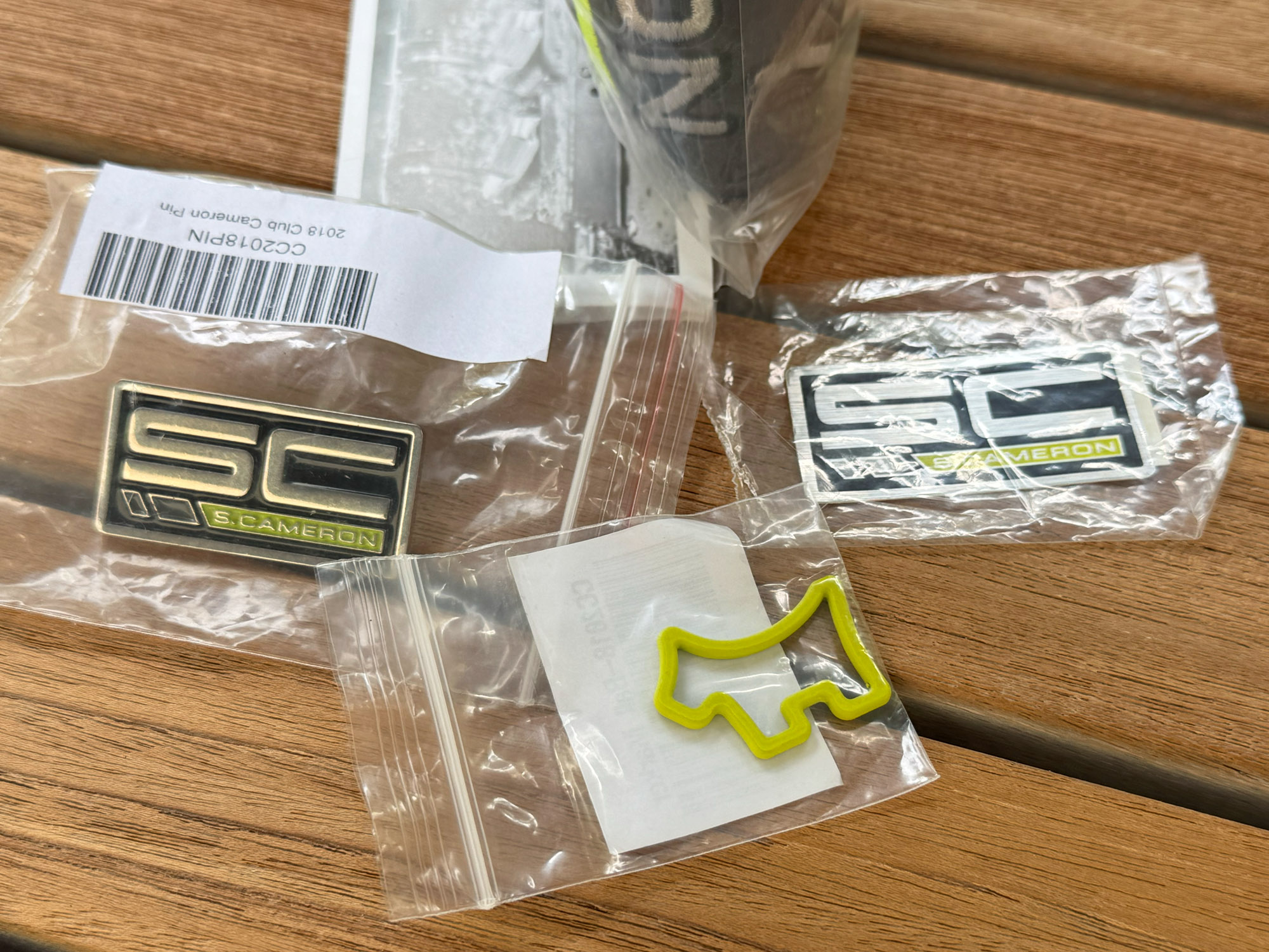 scotty cameron 2018 club cameron member headcover and accessories