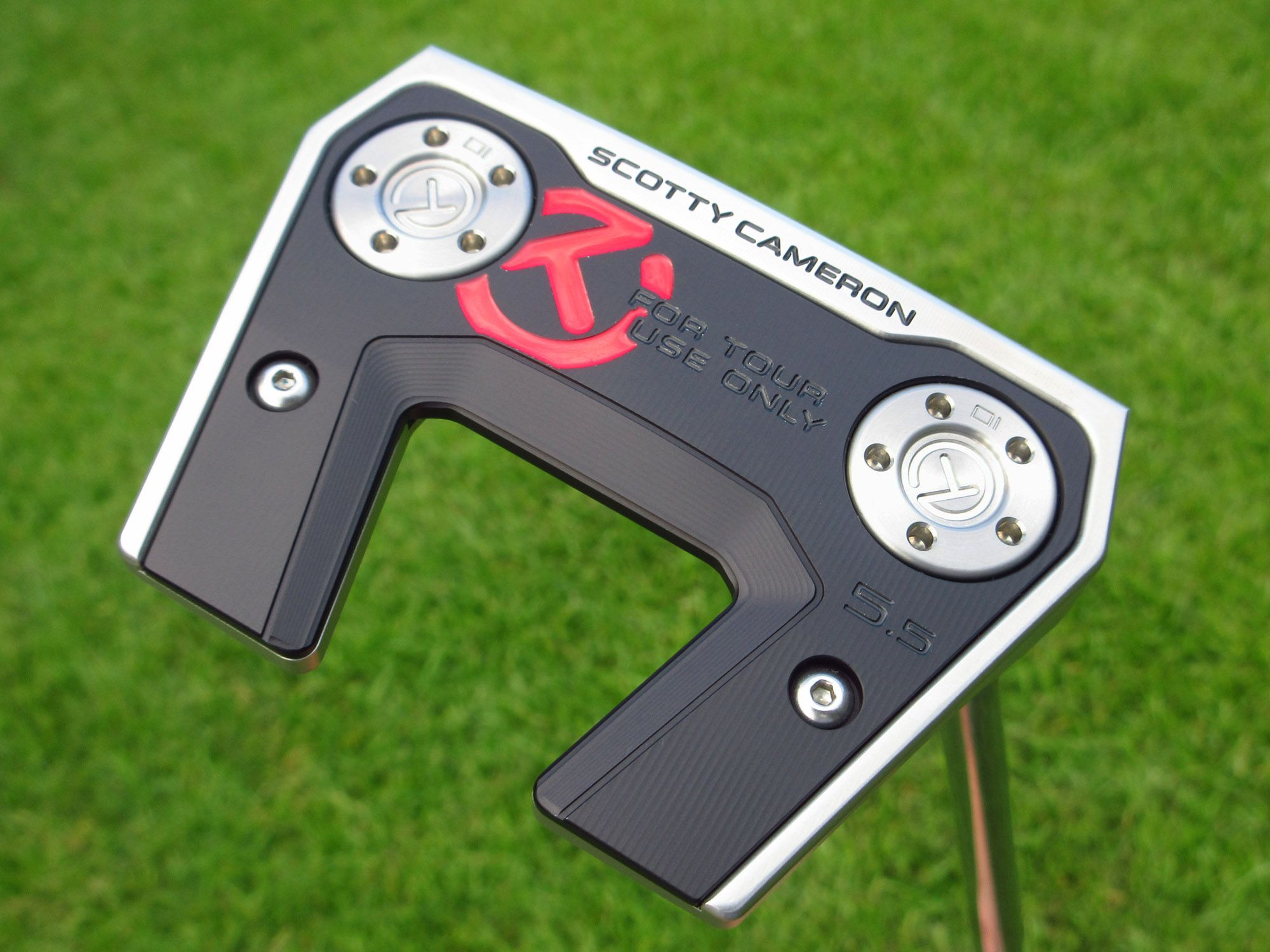 scotty cameron 2026 tour only sss phantom t5.5 circle t 360g putter with triple top lines and chain link milled carbon steel insert putter golf club
