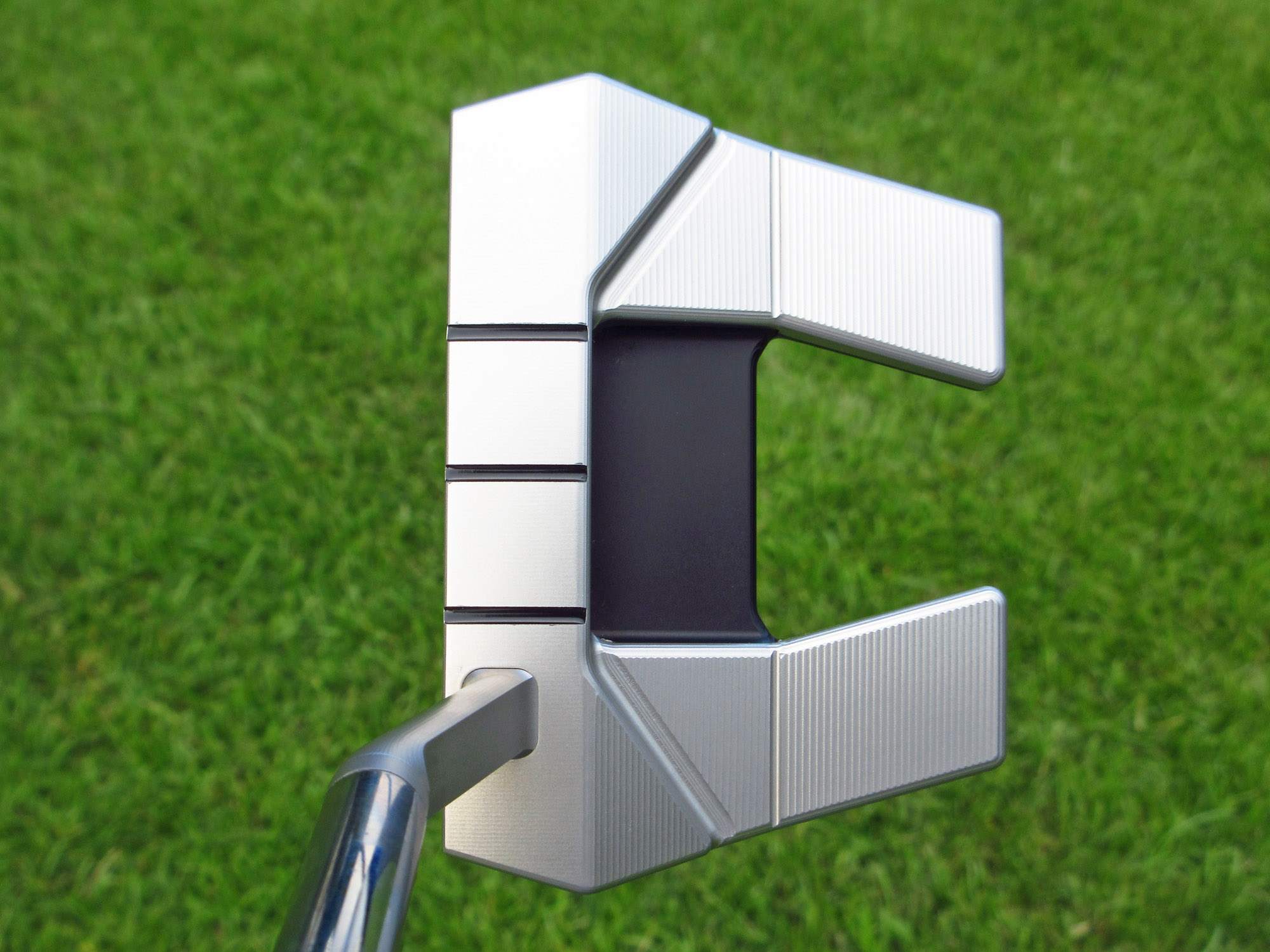 scotty cameron 2026 tour only sss phantom t5.5 circle t 360g putter with triple top lines and chain link milled carbon steel insert putter golf club