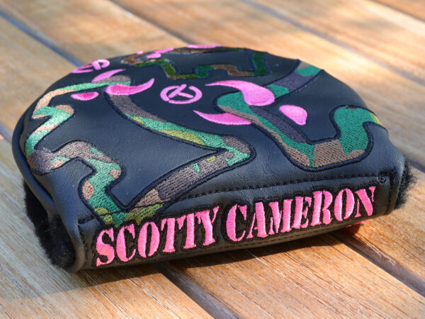 scotty cameron for tour use only pink camo bulldog centershaft design circle t mid round headcover