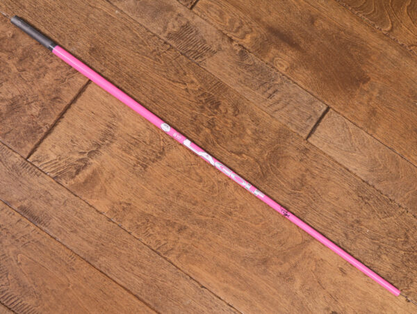 pink la golf putter shaft